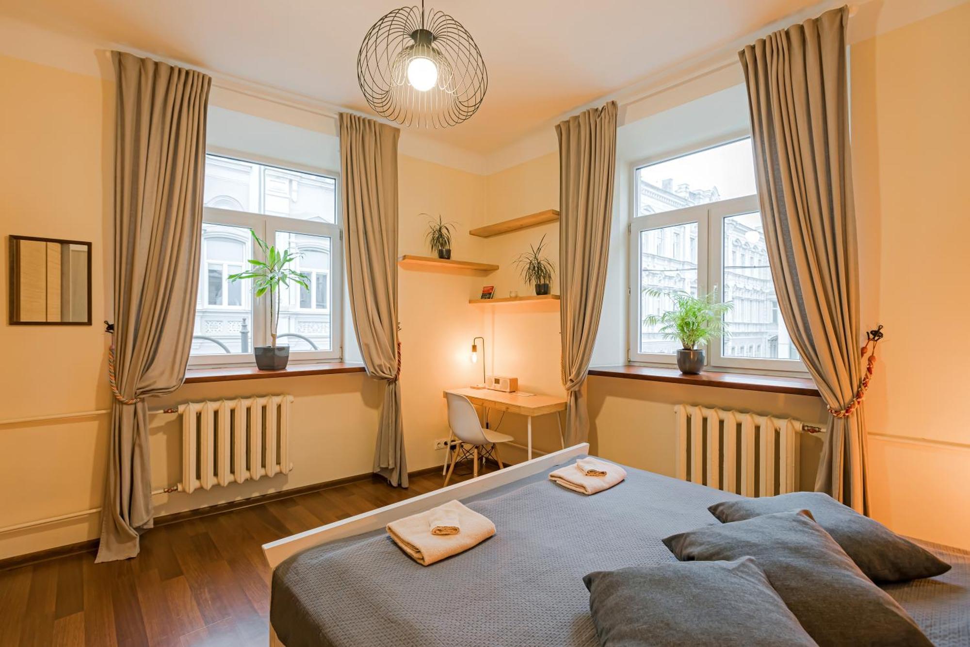 Cozy Studio And Standard Apartments In The Heart Of Oldtown Вильнюс Экстерьер фото